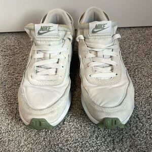 Nike waffle debut sneaker